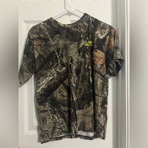 Mossy oak camo top